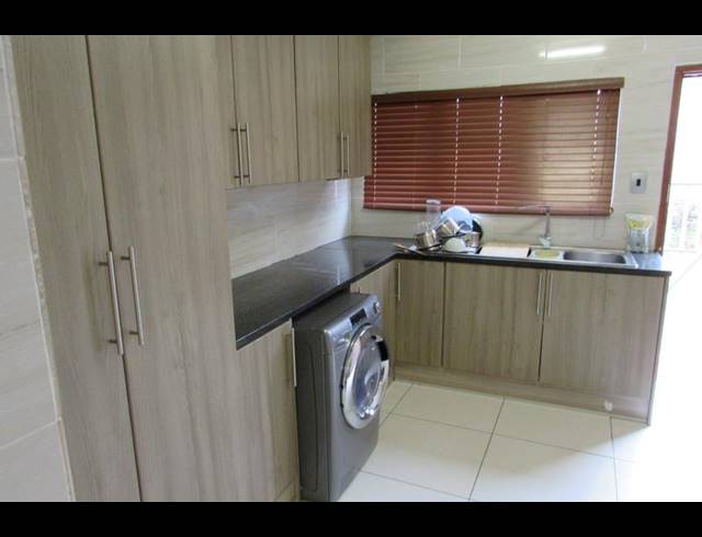 3 BEDROOM HOUSE FOR SALE IN WHITE RIVER EXT 49